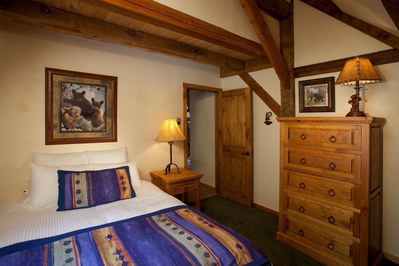 Cottam'S Lodge By Alpine Village Suites Таос Ски Вали Екстериор снимка